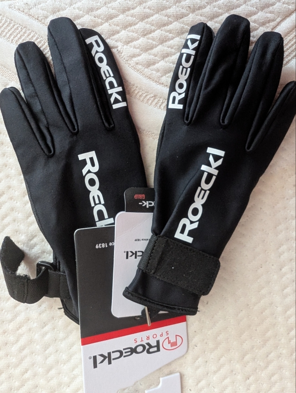 Men’s Black Grip Cycling Gloves